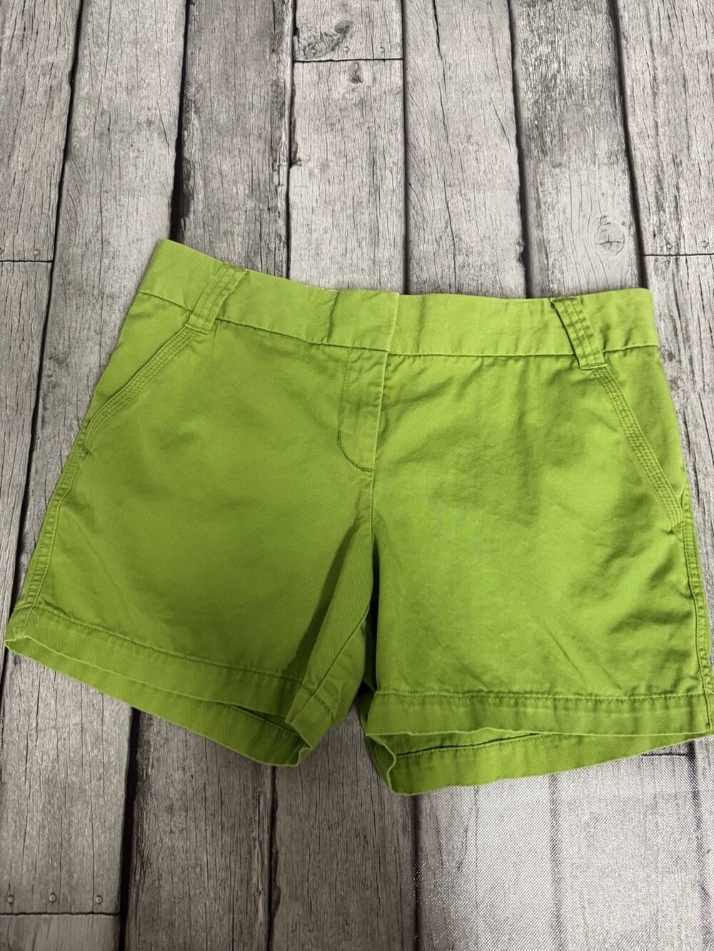 Women’s J. Crew Classic Twill 100% Cotton Chino Shorts City Fit Green Sz 8